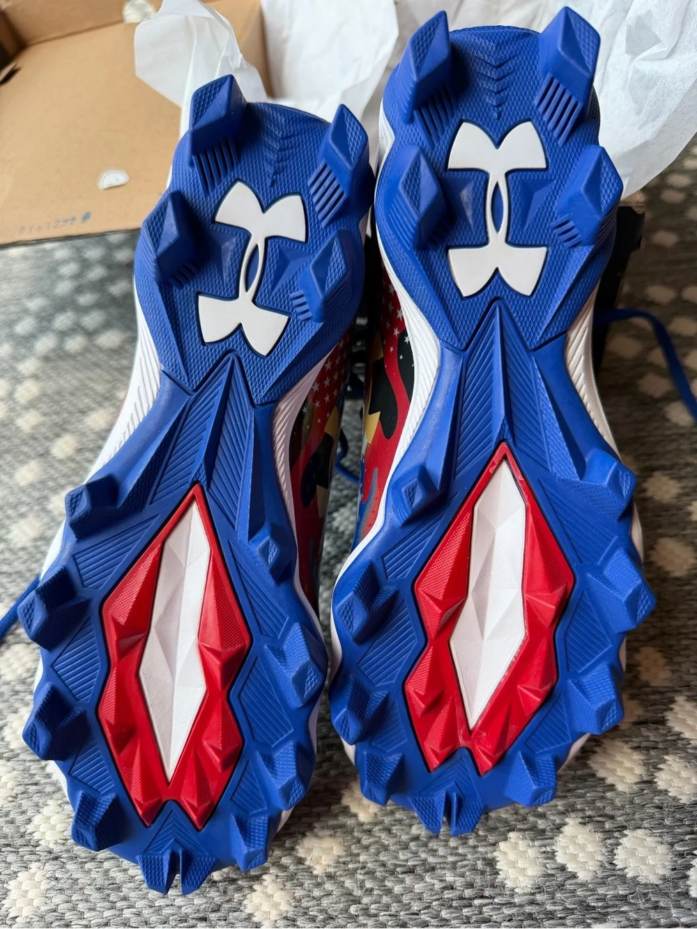 Under Armour Football cleats YOUTH Boy 5 5Y Red White Blue Stars NEW in box